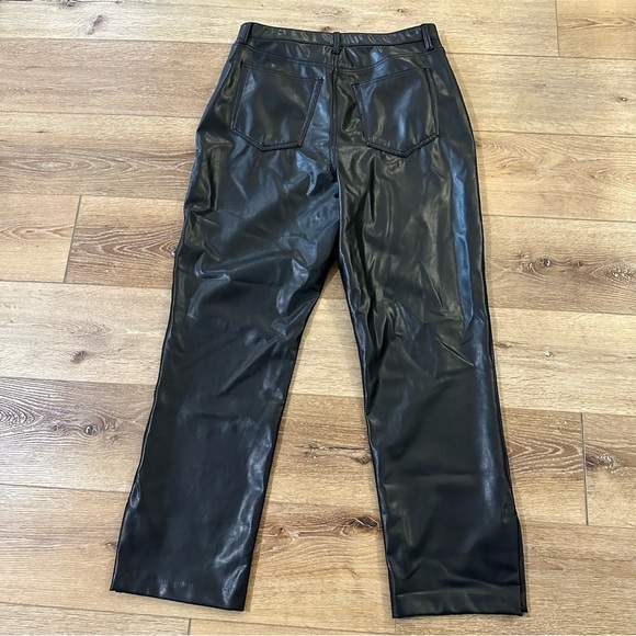 Abercrombie & Fitch Curve Love 90s Straight Ultra Vegan Leather Pant Sz 32 NWT - Picture 8 of 8